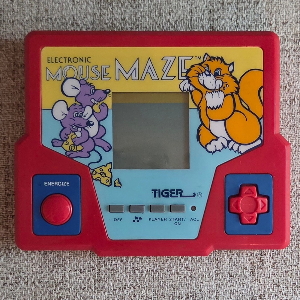 Vintage 1987 Tiger Electronics Mouse Maze Handheld LCD Game Red Retro Tested